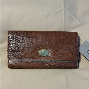 $50 MSRP Kenneth Cole Reaction Faux Croc Embossed Full Size Wallet Brown NWT